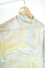 Aqua green loose collar inner in marble print