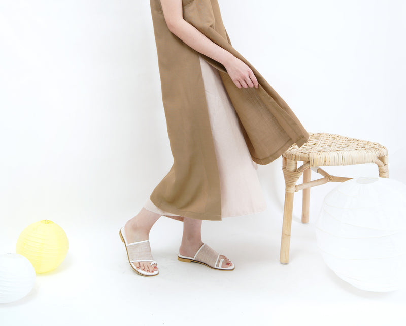 Milk tea linen one piece in split hem