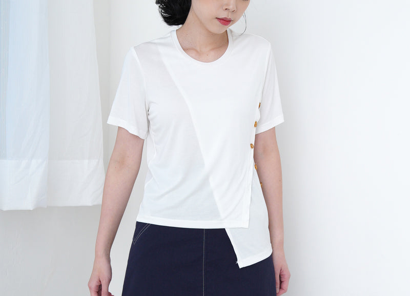 White tee top w/ asy. button details