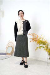 Grey tone patchwork cardigan in detail buttons