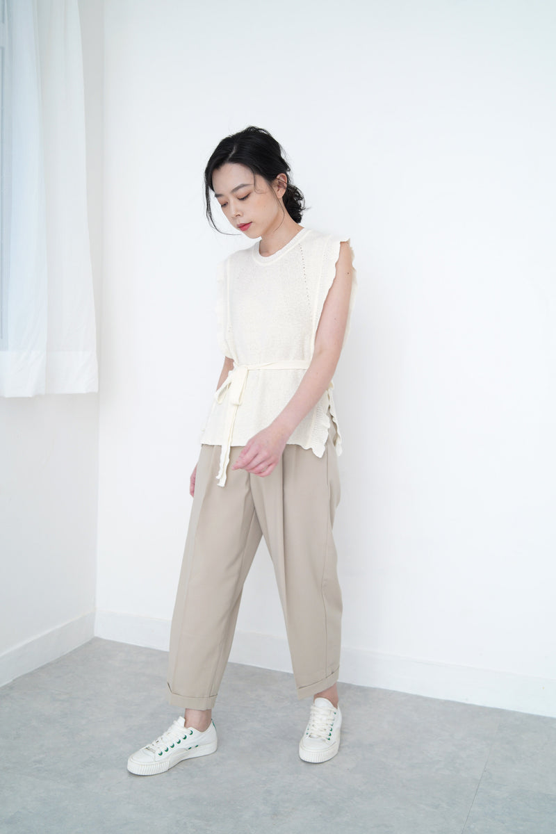 Nude pencil cut pants in elastic waist