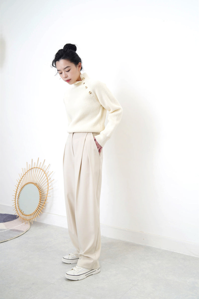 Ivory double pleats trousers