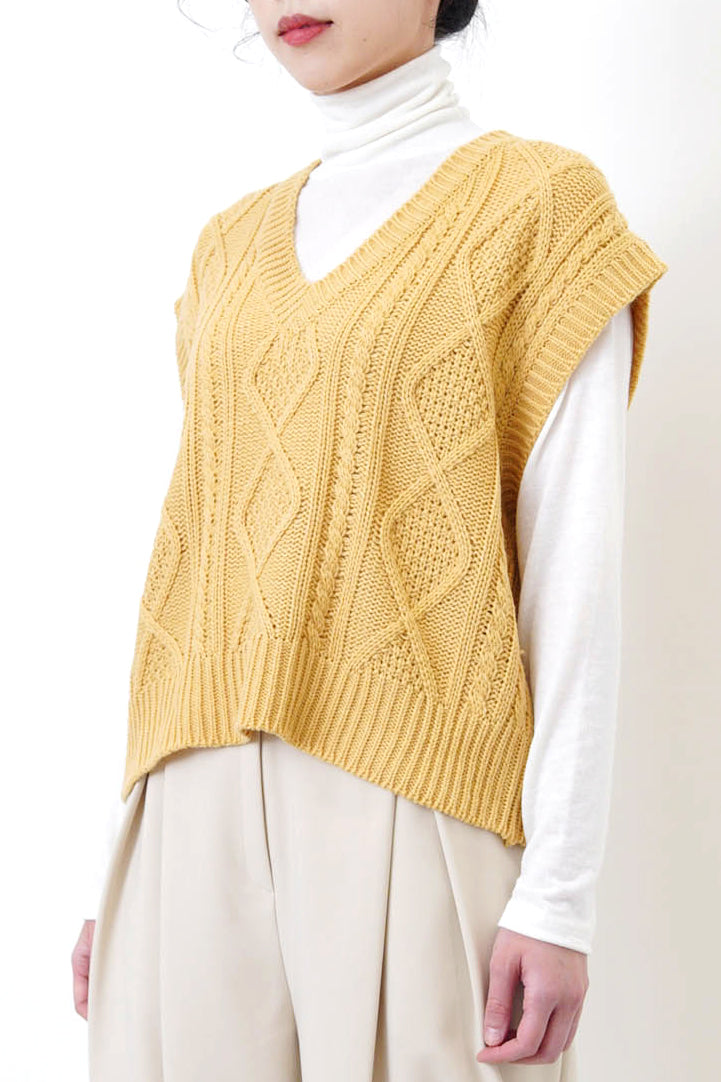 Mustard v neck in twist pattern