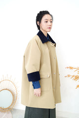 Beige coat w/ corduroy collar details