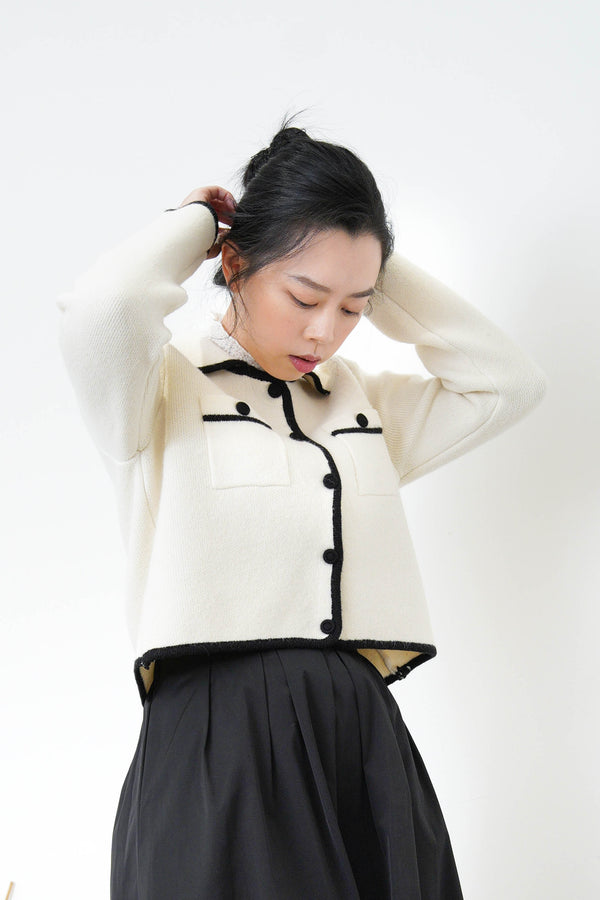 B/W outlined knit cardigan