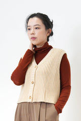 Ivory v neck pattern vest