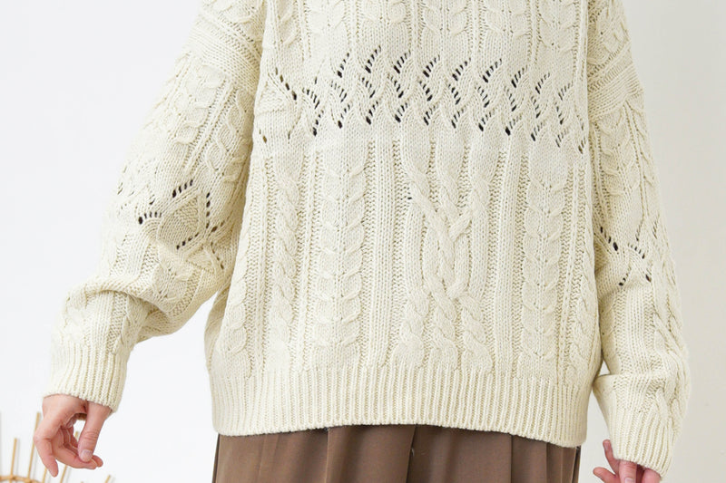 Ivory overlarge sweater in detail pattern
