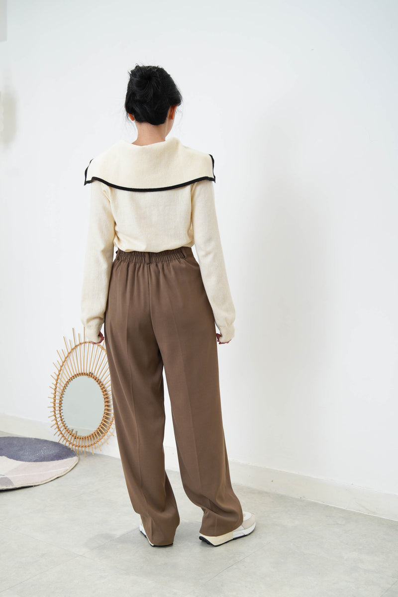 Brown straight cut trousers w/ side buckle