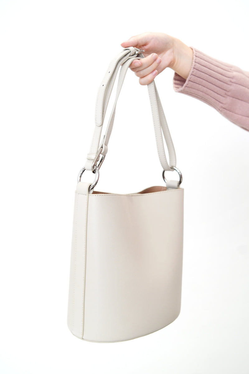 Grey leather bucket bag in 3 ways