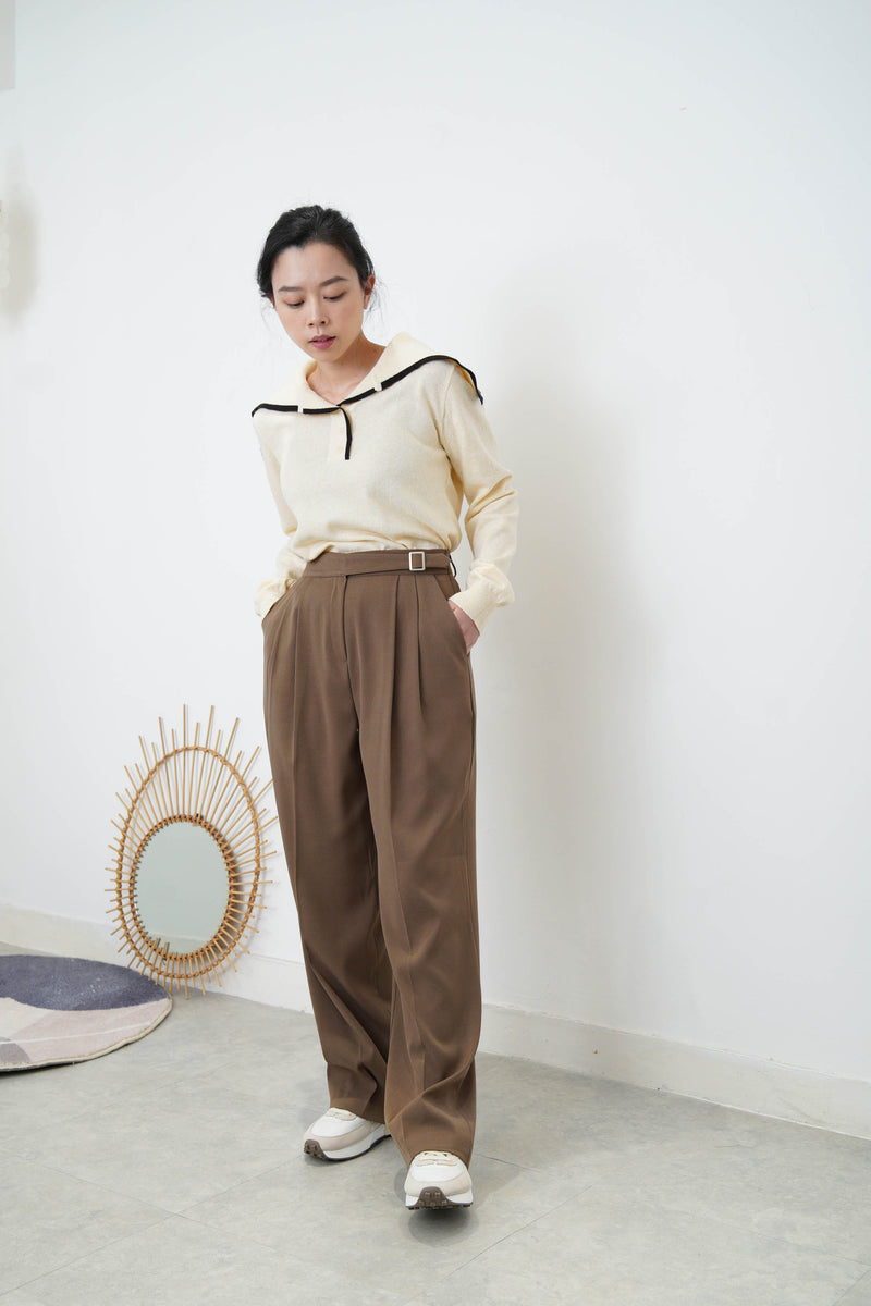 Brown straight cut trousers w/ side buckle