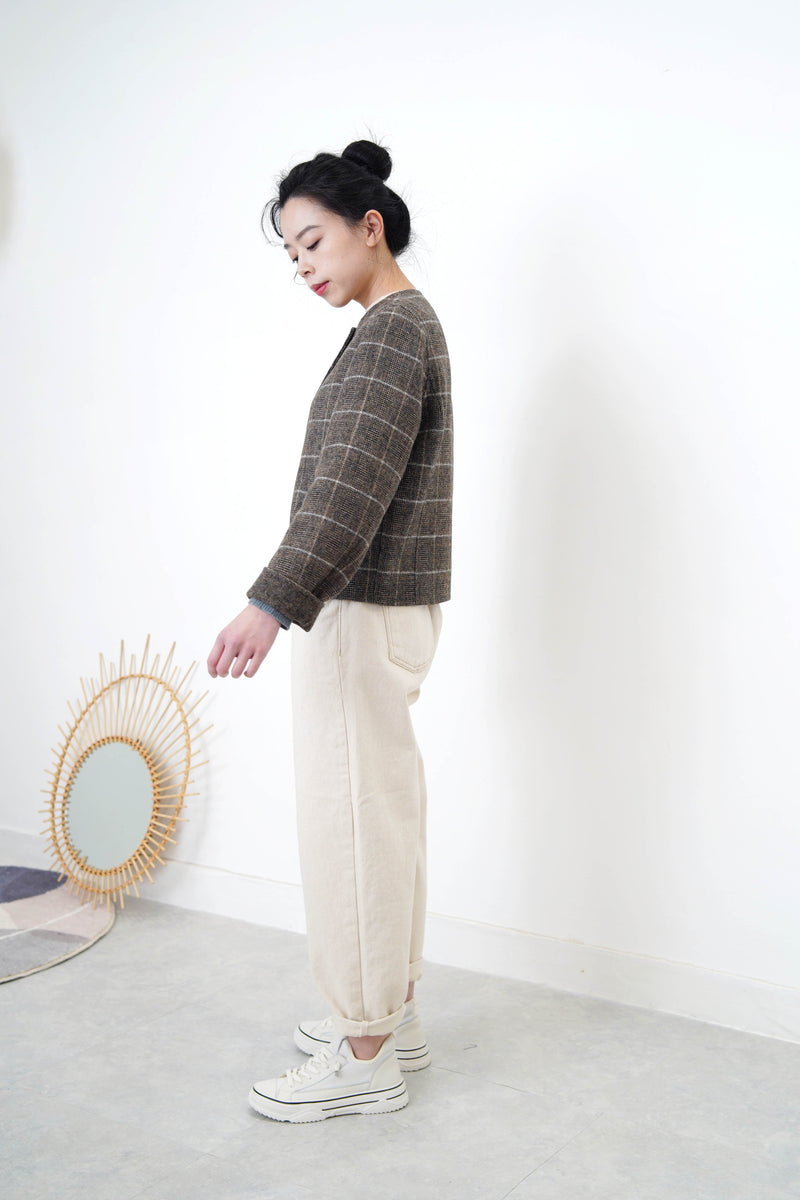 Wool checked blazer in brown