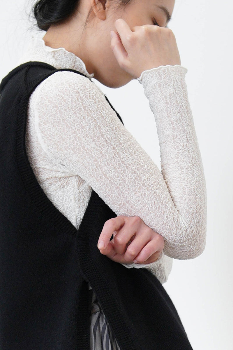 White lace stand collar inner