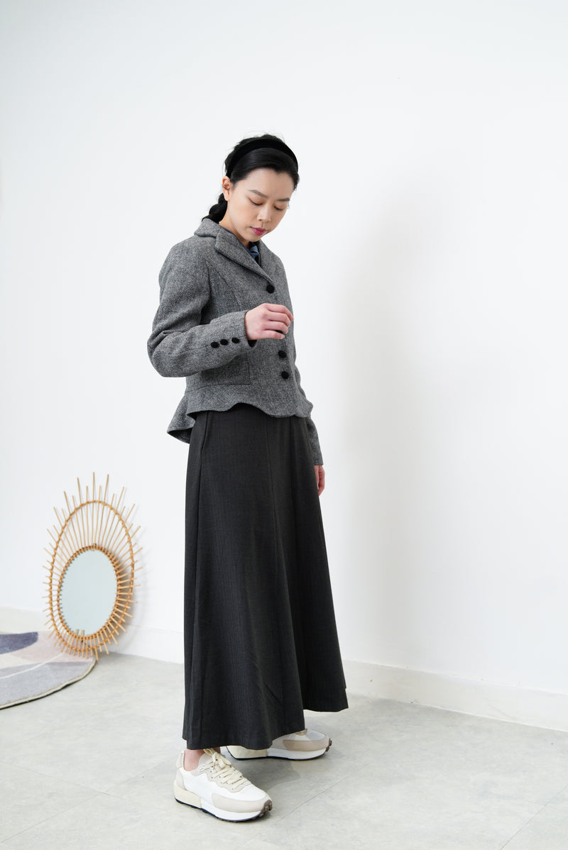 Grey blazer in peplum hem