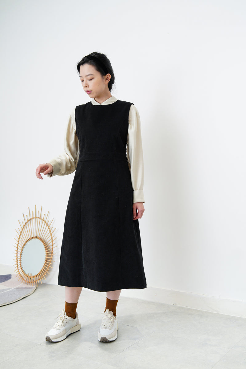 Black corduroy sleeveless dress
