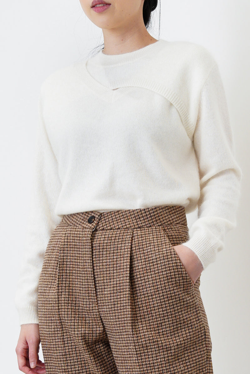 White soft knit in double layering