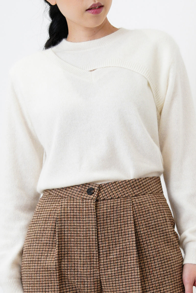 White soft knit in double layering