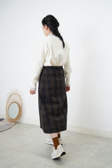 Wool checked skirt in pleats