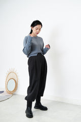 Grey blue split wool sweater w/ gloves layer