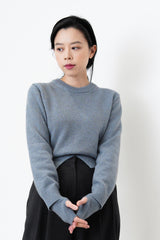 Grey blue split wool sweater w/ gloves layer