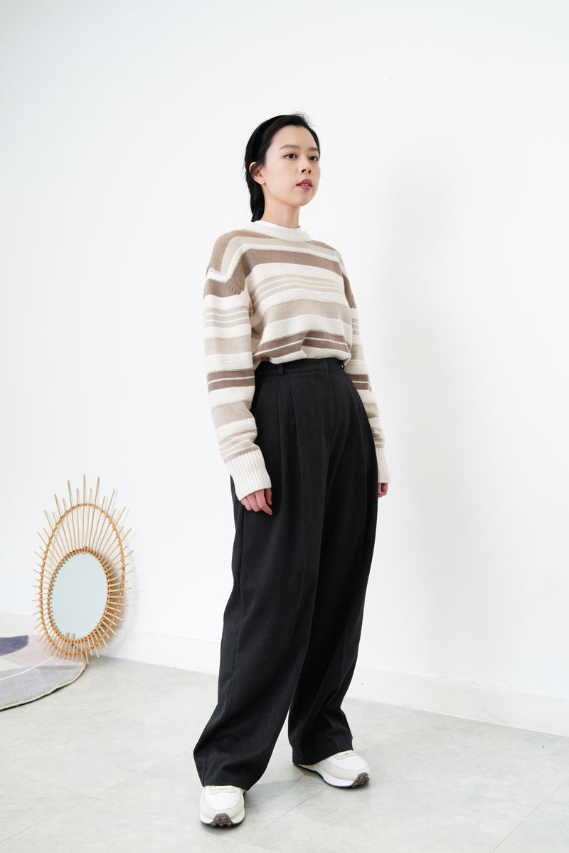 Beige tone stripes sweater