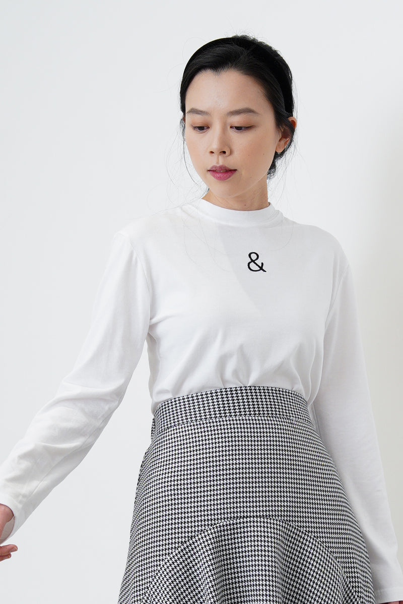 White embroidery & soft tee
