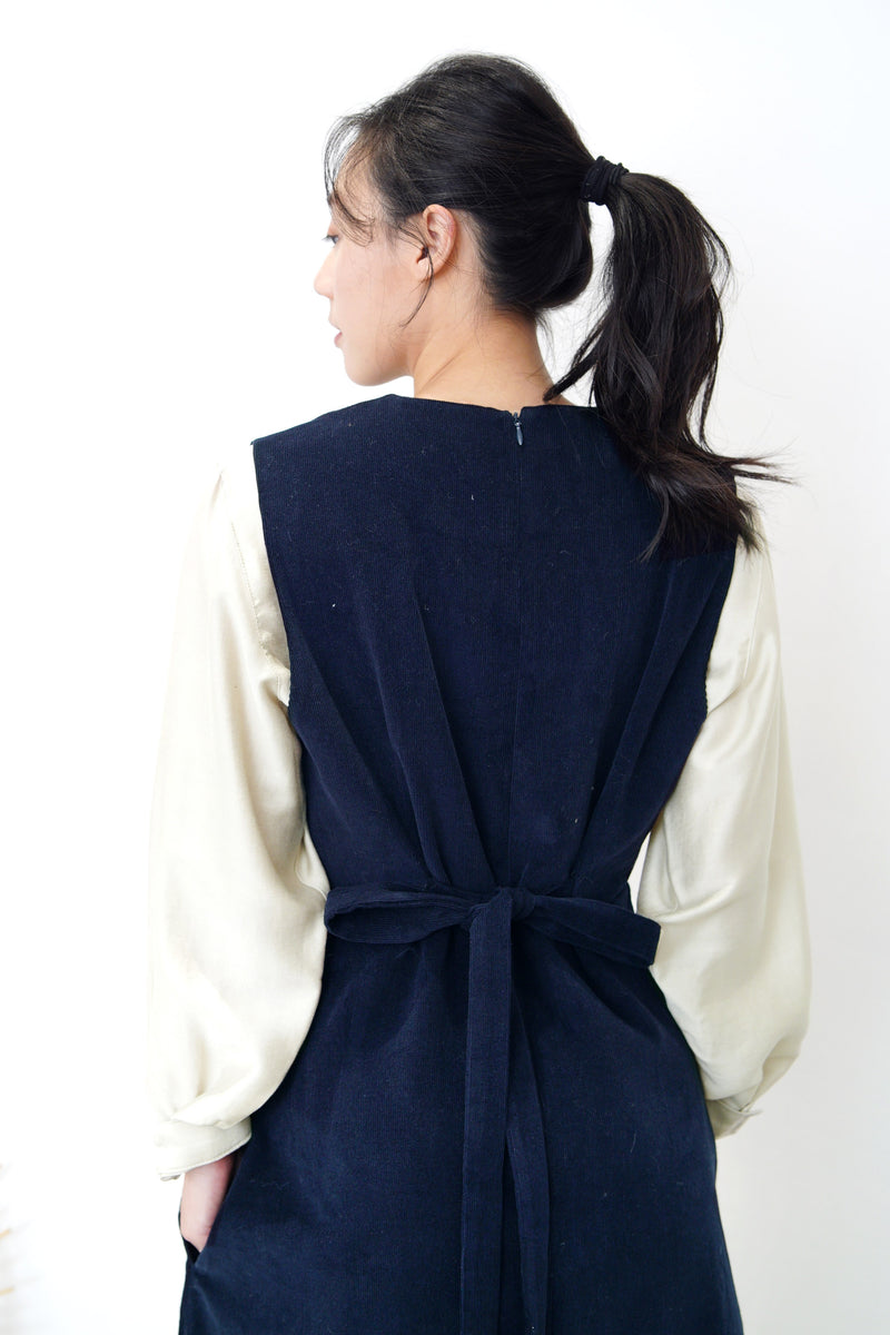 Light grey shirt w/ detail cut out collar
