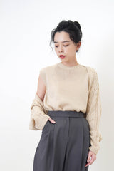 Beige knit vest with attachable sleeves set