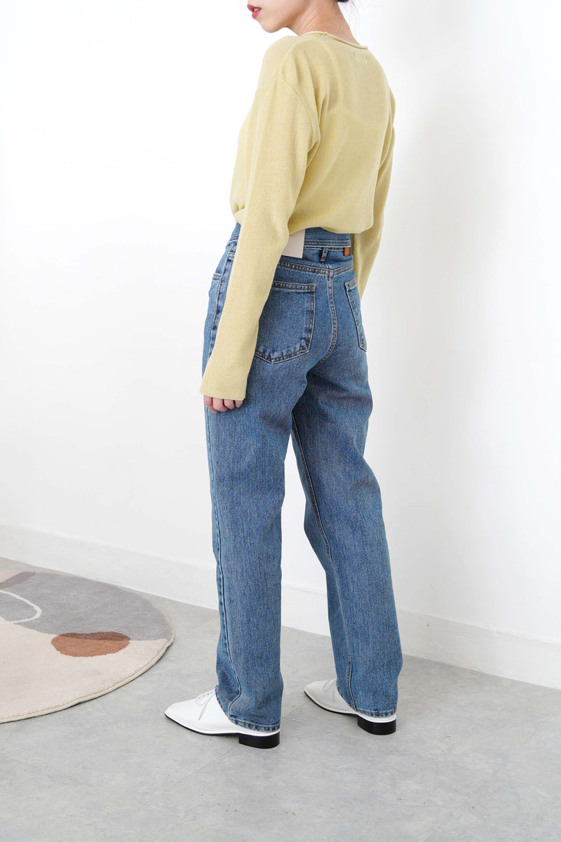 Blue straight cut denim with detail waist layering