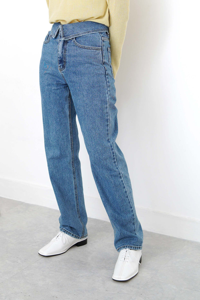 Blue straight cut denim with detail waist layering