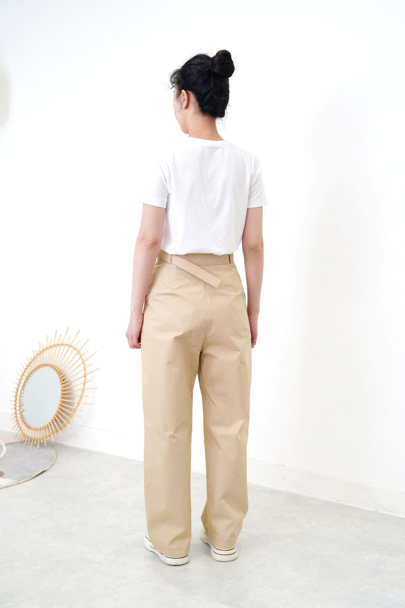 cream minimal open cut cardigan