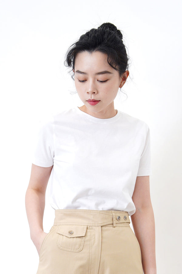 White basic tee top