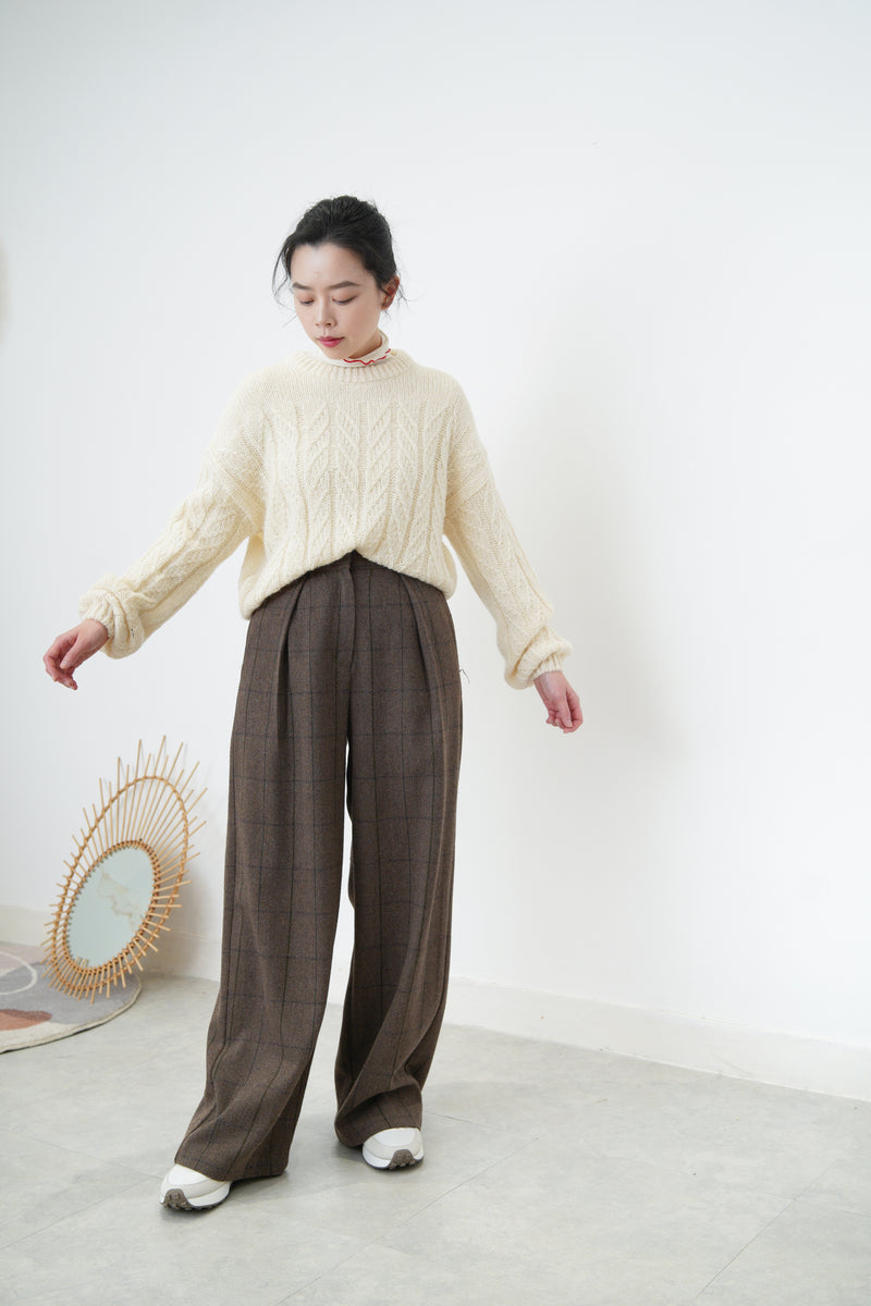 Brown checked high waist trousers