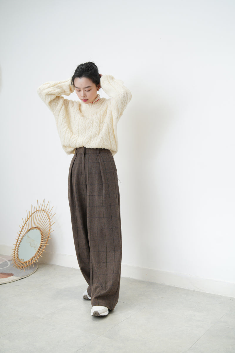 Brown checked high waist trousers