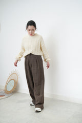 Ivory pattern sweater in balloon sleeves