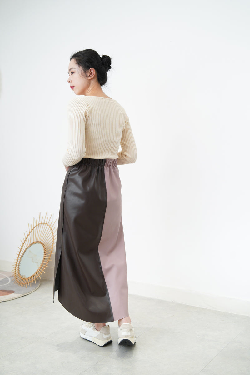 Pacthwork faux leather skirt