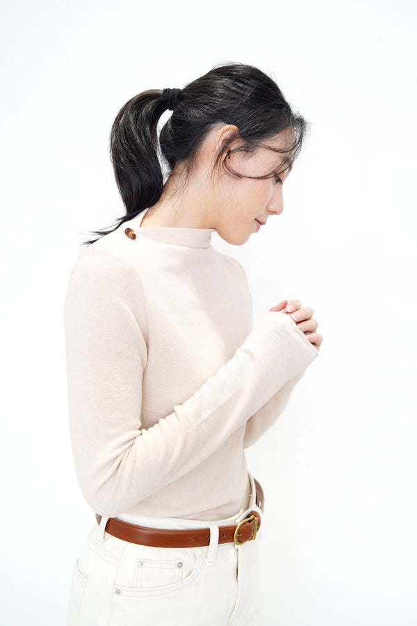 Nude cotton top in asymmetric collar