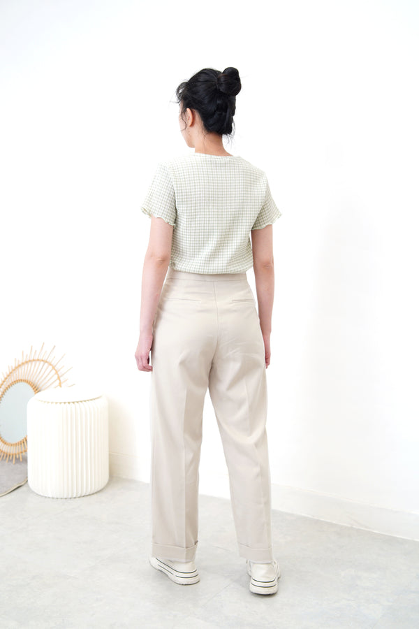 Light grey trousers in flip hem