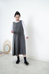 Grey  pleats dress w/ ribbon back