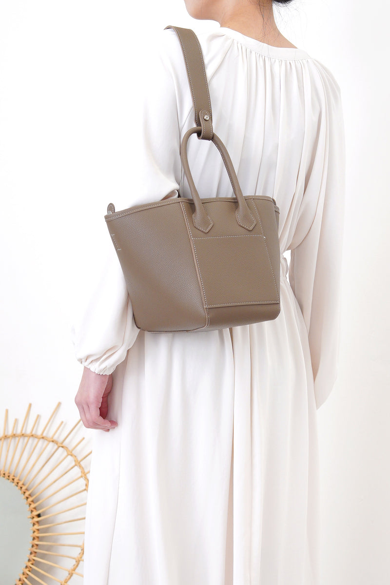 Cream satin dress in elastic waist