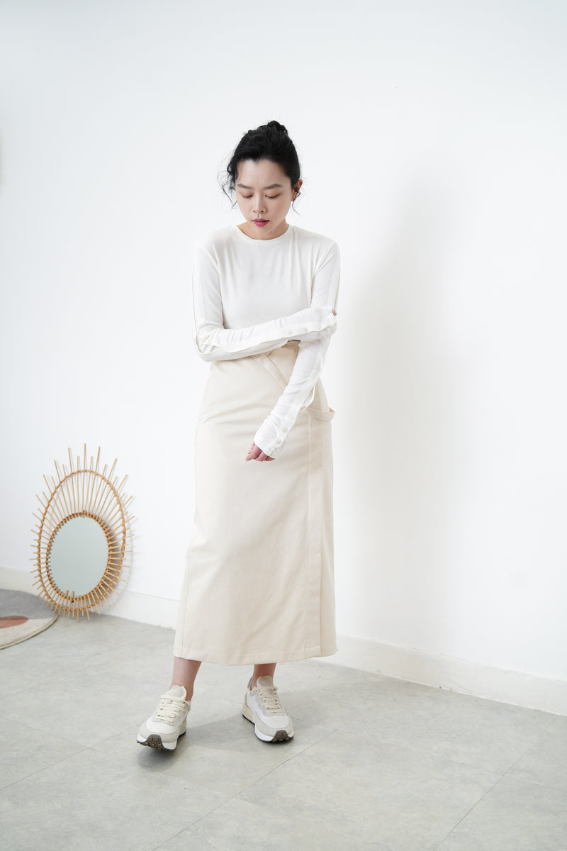 White soft top w/ sleeves button details