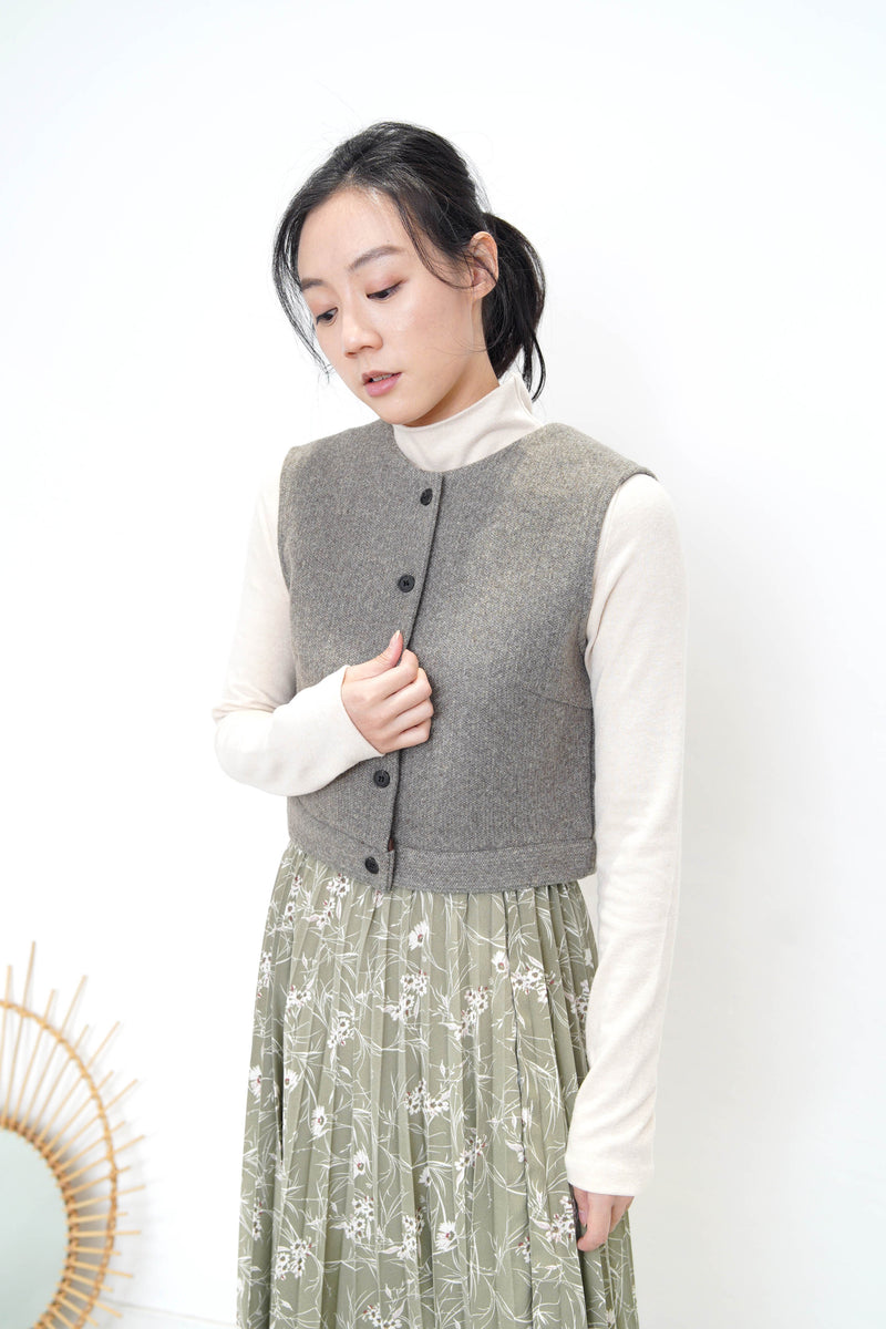 Grey button 2 way vest