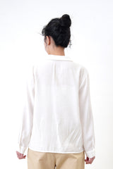 White shirt in layer ribbon collar