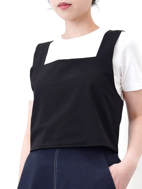 Black square neck vest in strings details back