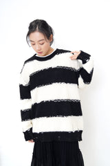 Black stripes oversize sweater in ripped details