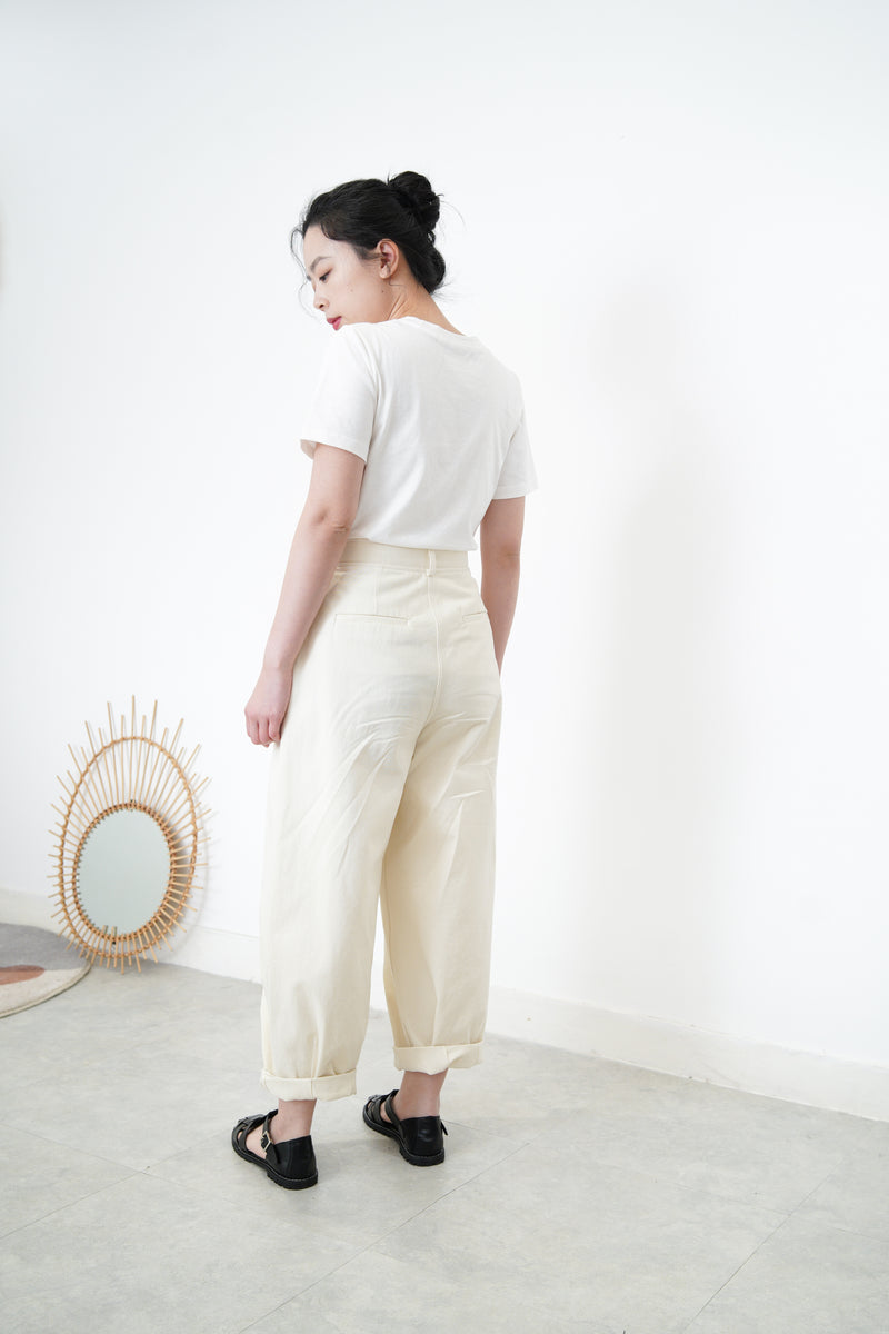 White basic tee