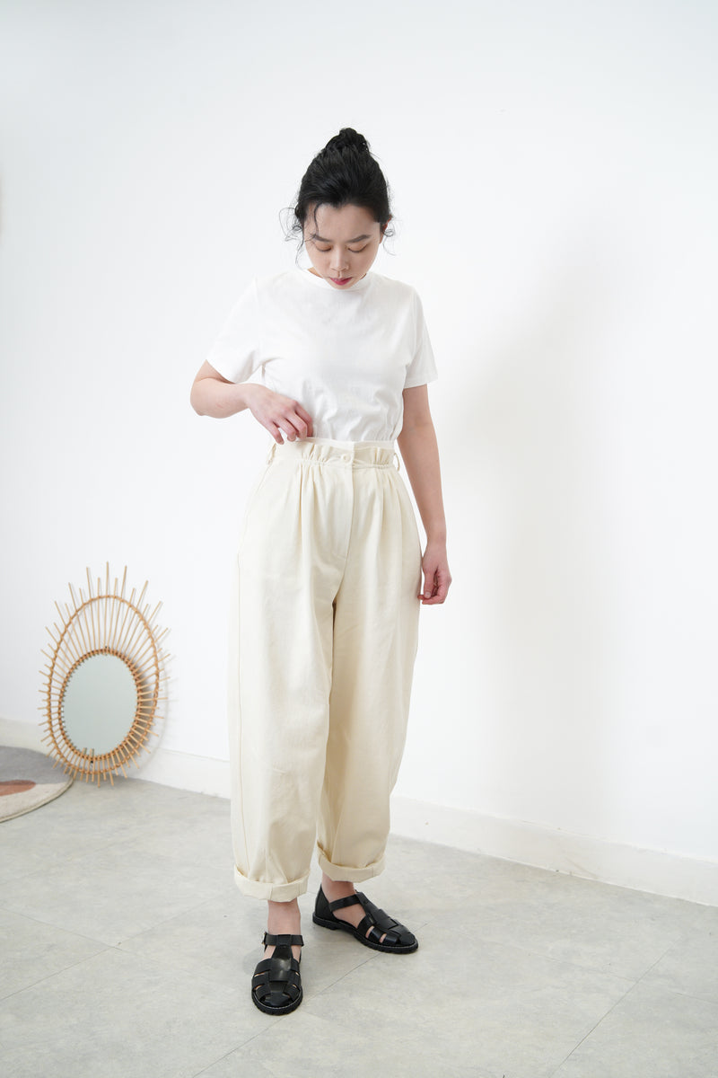 White basic tee