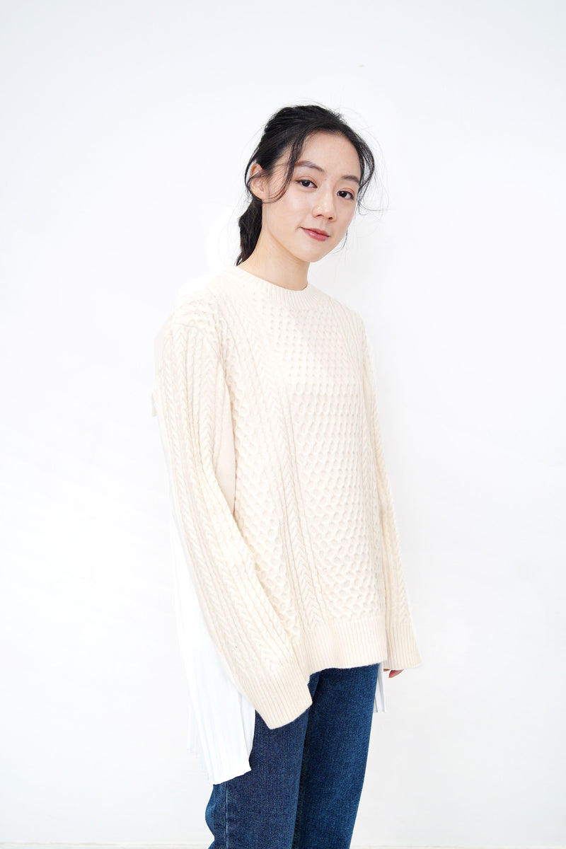 Cream knit top w/ pleats detail back