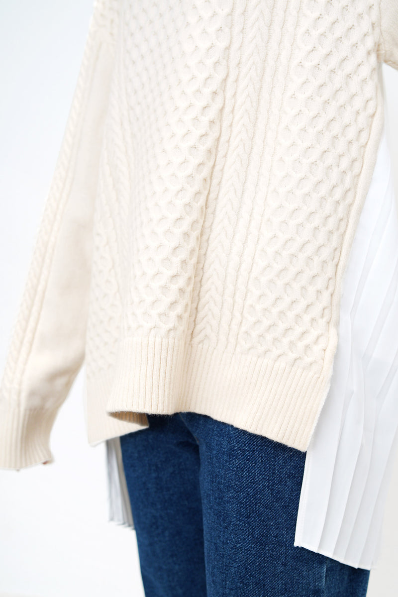 Cream knit top w/ pleats detail back