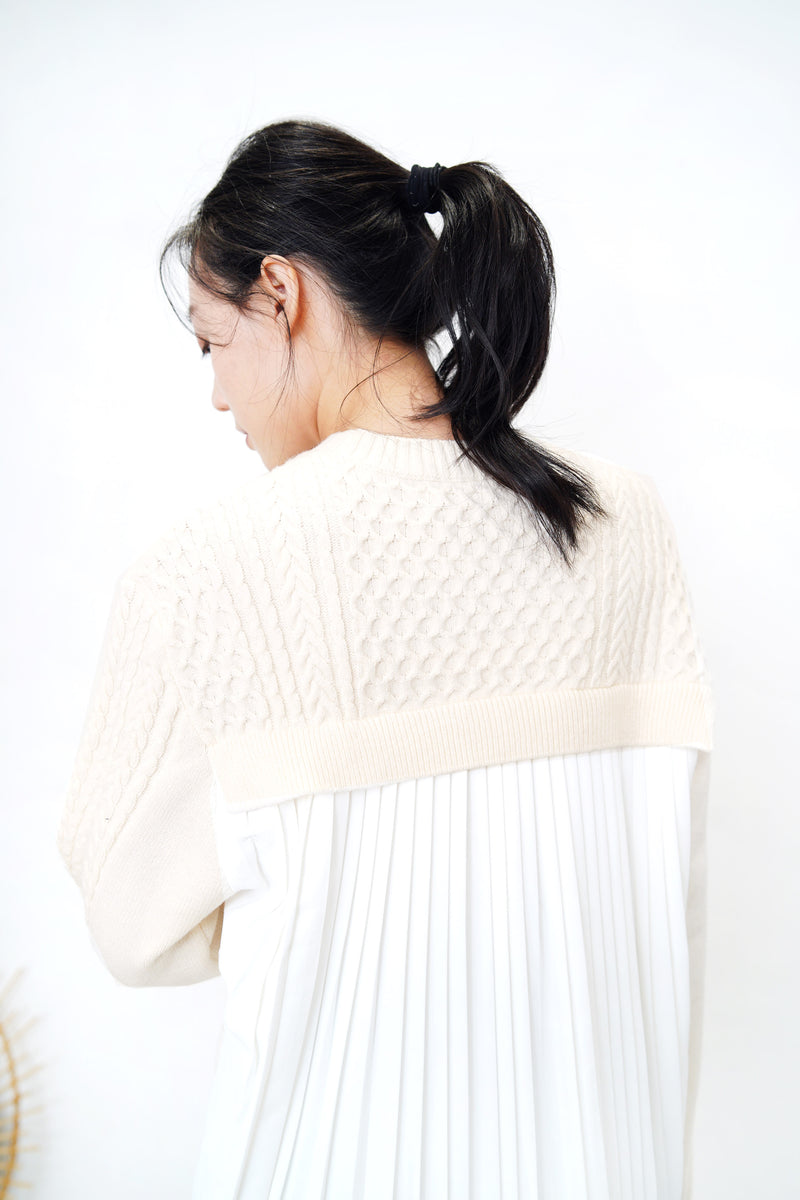 Cream knit top w/ pleats detail back