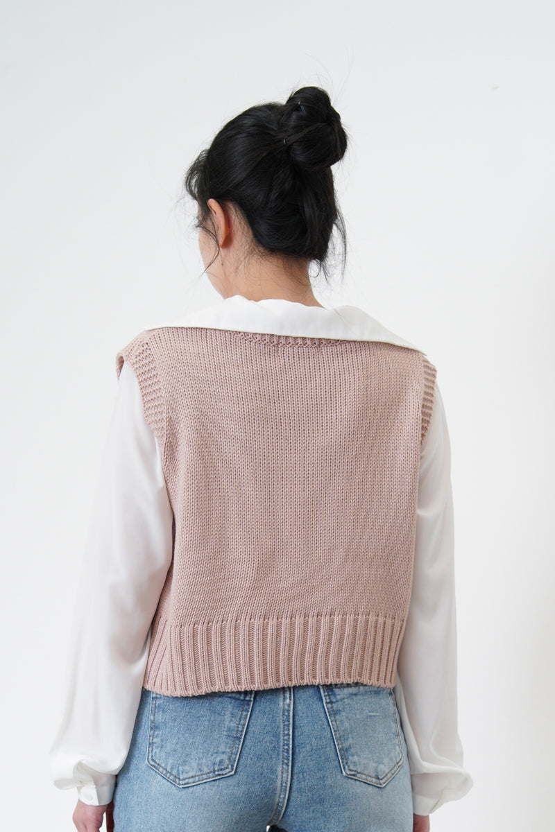 Dusty pink knit crop vest